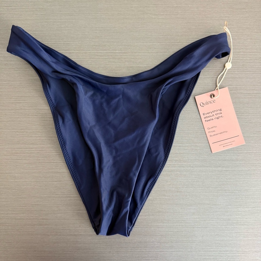 NWOT Quince High Leg Italian Navy Swimwear Bottom. Size M